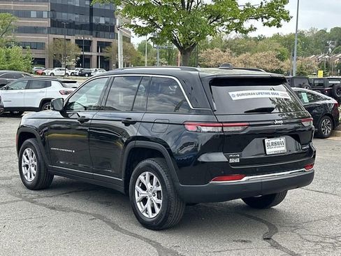 Certified 2022 Jeep Grand Cherokee Limited image 4