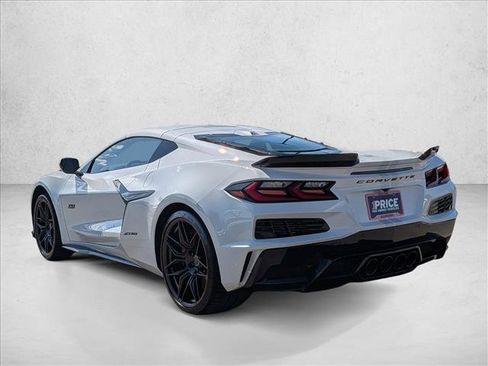 Used 2023 Chevrolet Corvette Z06 image 9