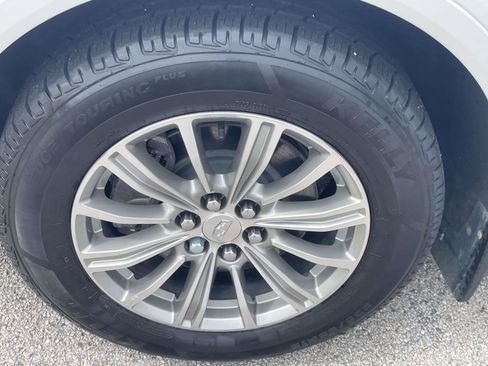 Used 2019 Cadillac XT5 Luxury AWD/4WD image 8