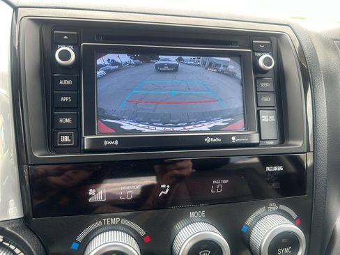 Used 2019 Toyota Sequoia Platinum AWD/4WD image 23