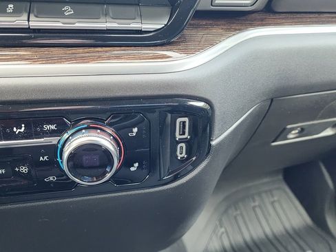 New 2026 GMC Sierra 1500 Elevation w/ LPO, Elevation Black Package image 30