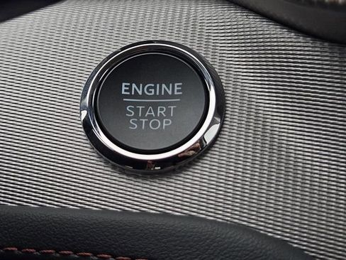 New 2025 Ford Explorer Active image 15