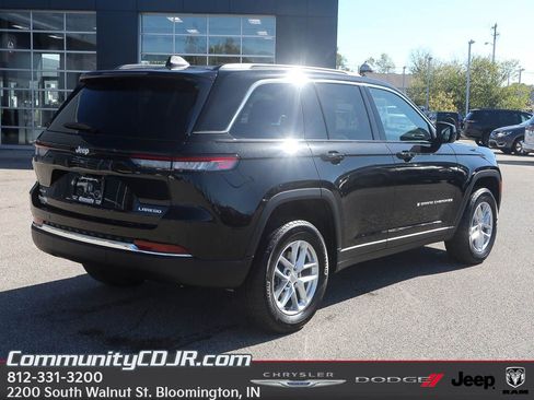 New 2025 Jeep Grand Cherokee Laredo X w/ Luxury Tech Group I image 7