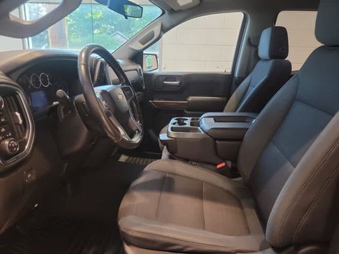 Used 2019 Chevrolet Silverado 1500 LT w/ All-Star Edition AWD/4WD image 12