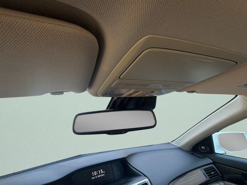 Used 2017 Honda Accord Touring image 23