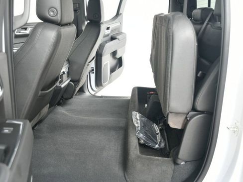 Used 2023 GMC Sierra 1500 SLT w/ SLT Premium Package image 44