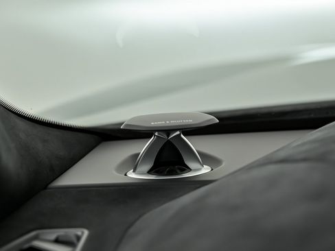 Used 2023 Lamborghini Urus Performante image 32