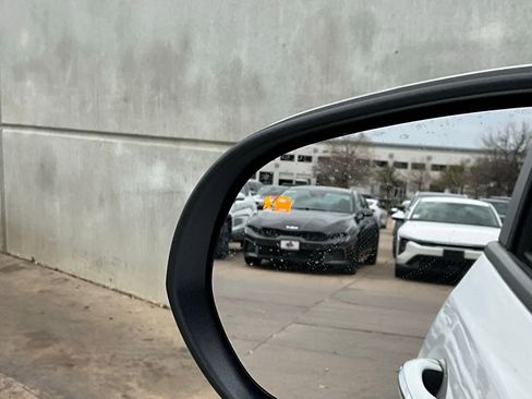 Used 2025 Buick Encore GX Preferred image 18