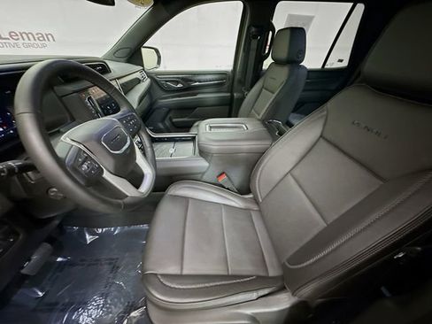 Used 2024 GMC Yukon Denali w/ Max Trailering Package image 23