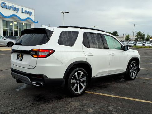 Certified 2025 Honda Pilot Elite image 12