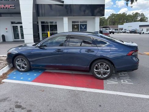 Used 2023 Honda Accord EX-L image 4