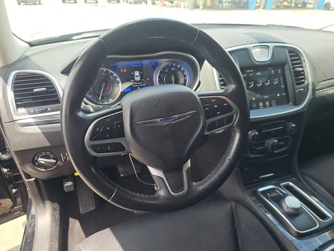 Used 2022 Chrysler 300 Touring w/ Sport Appearance Package RWD image 13
