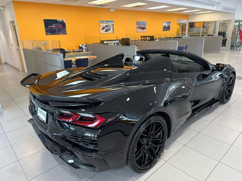 New 2025 Chevrolet Corvette Z06 w/ Battery Protection Package image 22