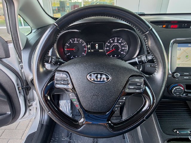 Used 2017 Kia Forte EX w/ EX Premium Plus Package FWD image 26