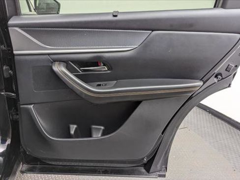 Used 2024 MAZDA CX-90 3.3 Turbo w/ Preferred Plus image 19