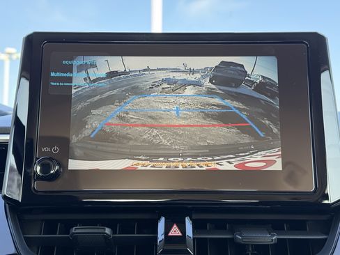 Used 2026 Toyota Corolla LE image 30