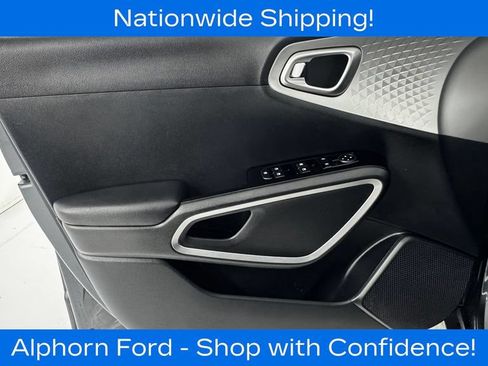 Used 2022 Kia Soul LX w/ Technology Package FWD image 18