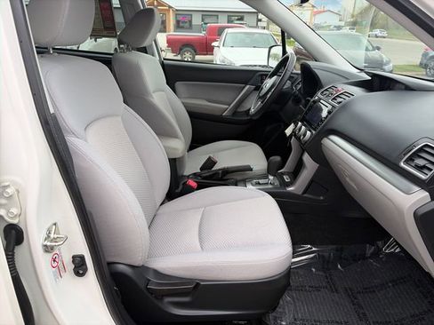 Used 2018 Subaru Forester 2.5i Premium w/ All-Weather Package AWD/4WD image 22
