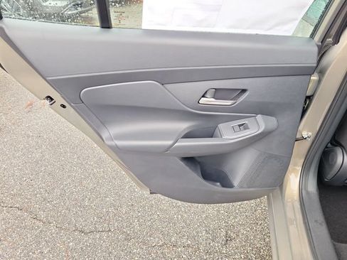 New 2027 Nissan Sentra SV w/ SV Convenience Package FWD image 11