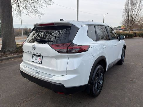 New 2026 Nissan Rogue SV w/ Cold Weather Package image 7