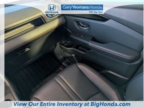 Certified 2025 Honda Pilot TrailSport image 18