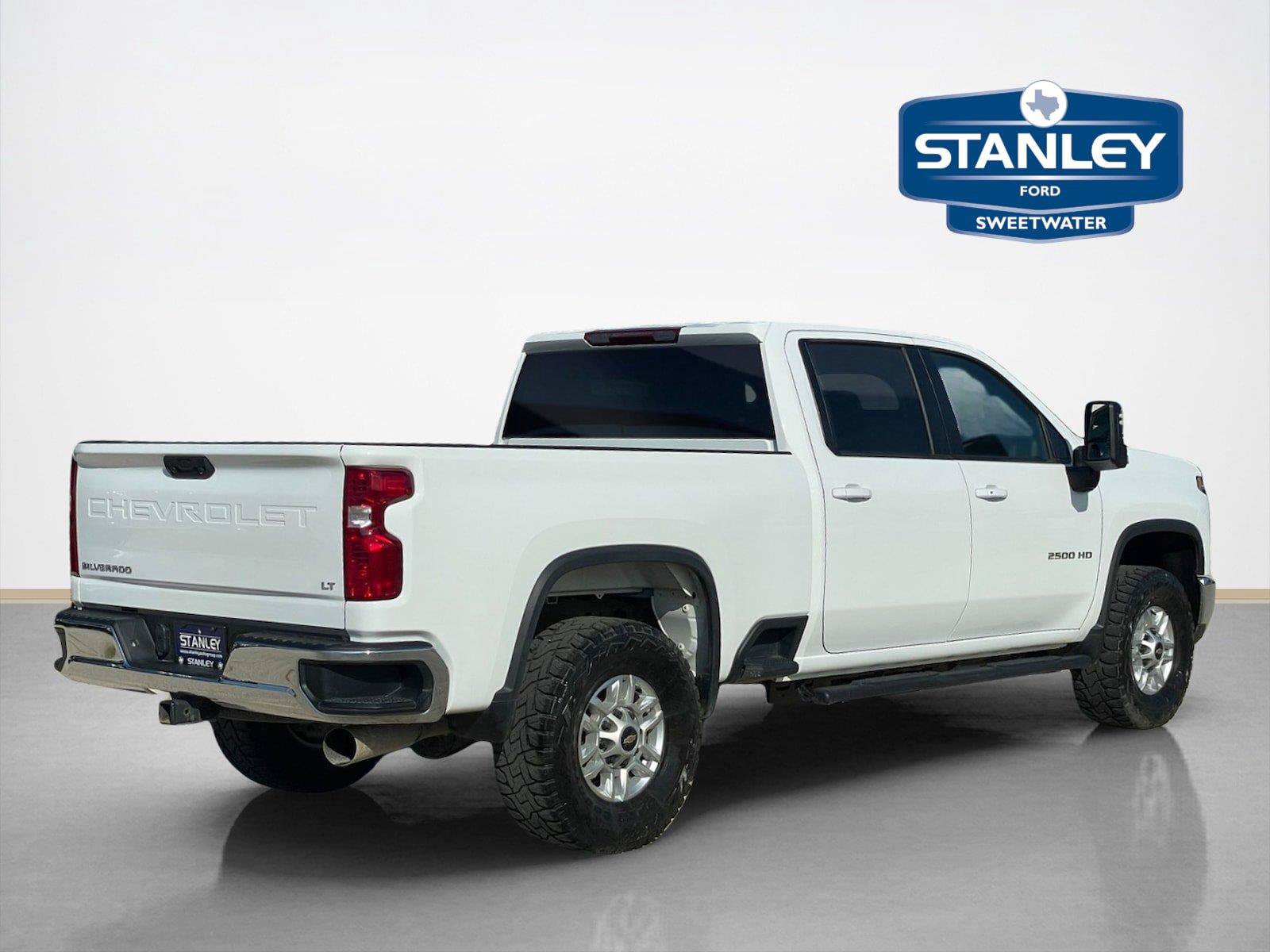 Used 2025 Chevrolet Silverado 2500 LT w/ Convenience Package AWD/4WD image 7