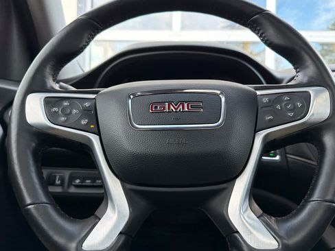 Used 2022 GMC Acadia AT4 w/ Technology Package image 27