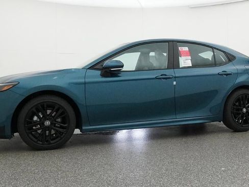 New 2026 Toyota Camry SE image 18