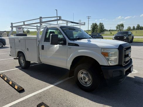 Used 2011 Ford F250 XL AWD/4WD image 3