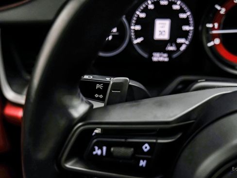 Used 2020 Porsche 911 Carrera image 48