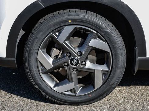 Certified 2023 Hyundai Venue Limited image 11