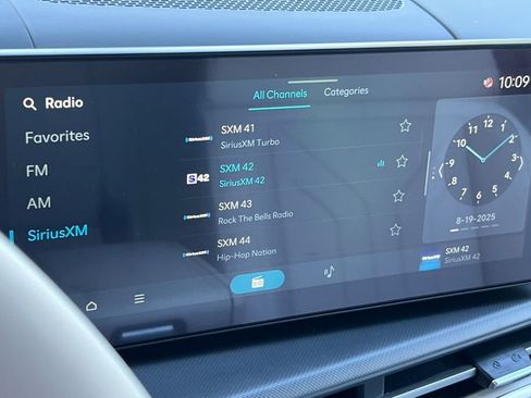 New 2026 Hyundai Santa Fe SEL image 16