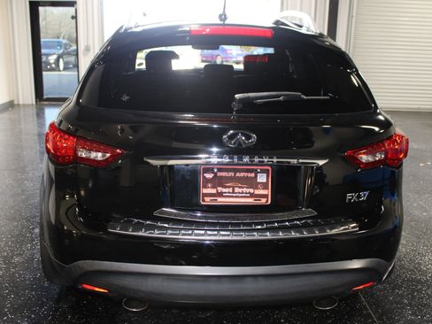 Used 2013 INFINITI FX37 2WD w/ Premium Pkg image 3