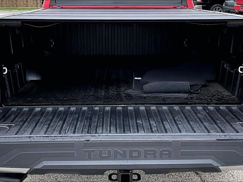 Used 2024 Toyota Tundra Limited AWD/4WD image 19