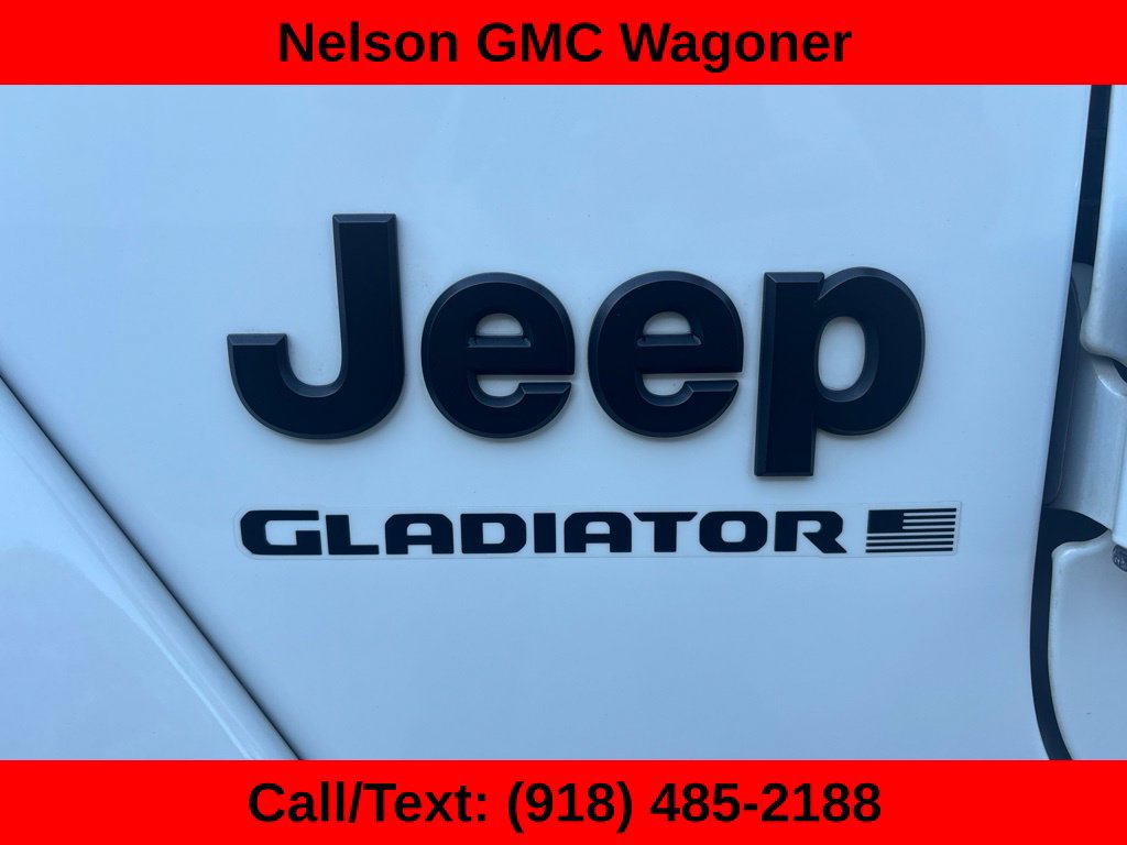 Used 2023 Jeep Gladiator Sport AWD/4WD image 9
