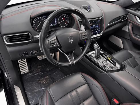 Used 2022 Maserati Levante Modena S AWD/4WD image 9