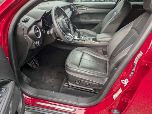 Used 2022 Alfa Romeo Stelvio Ti image 20