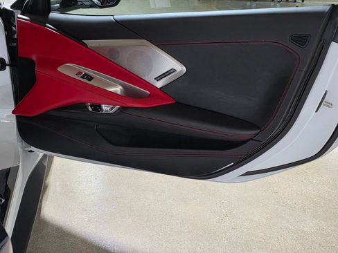 Used 2022 Chevrolet Corvette Stingray Premium Cpe w/ Z51 Performance Package RWD image 24