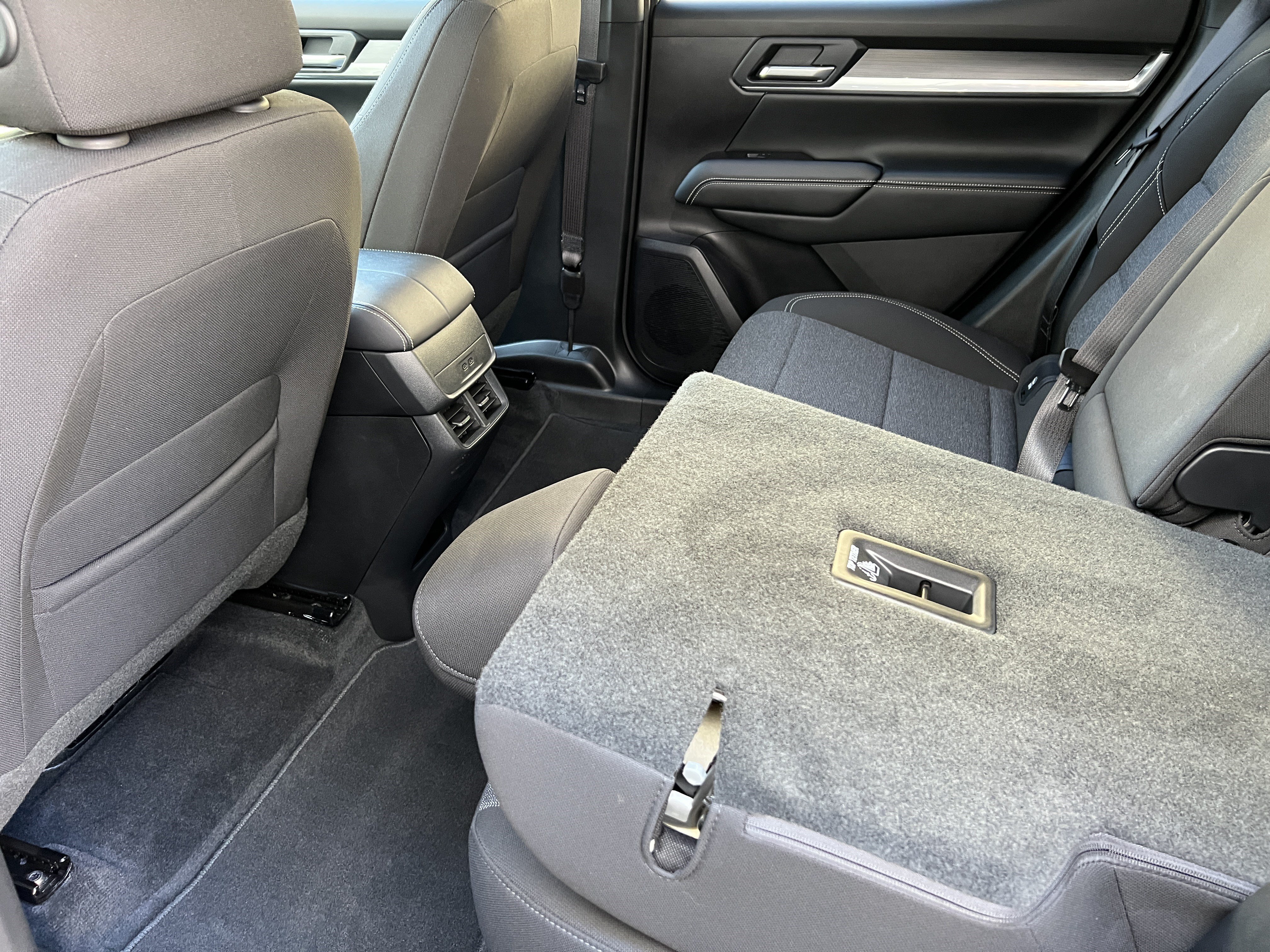 Used 2026 GMC Terrain Elevation w/ Black Edition AWD/4WD image 17
