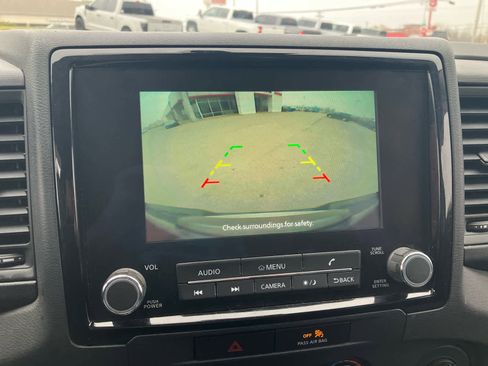 Used 2022 Nissan Frontier S w/ Technology Package image 23