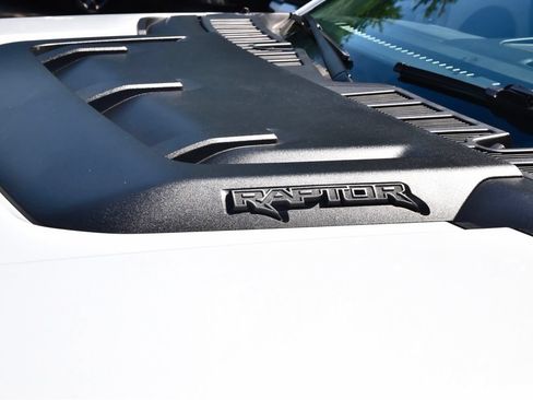 Used 2025 Ford F150 Raptor AWD/4WD image 47