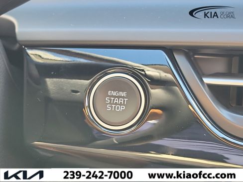 New 2026 Kia Seltos S FWD image 30