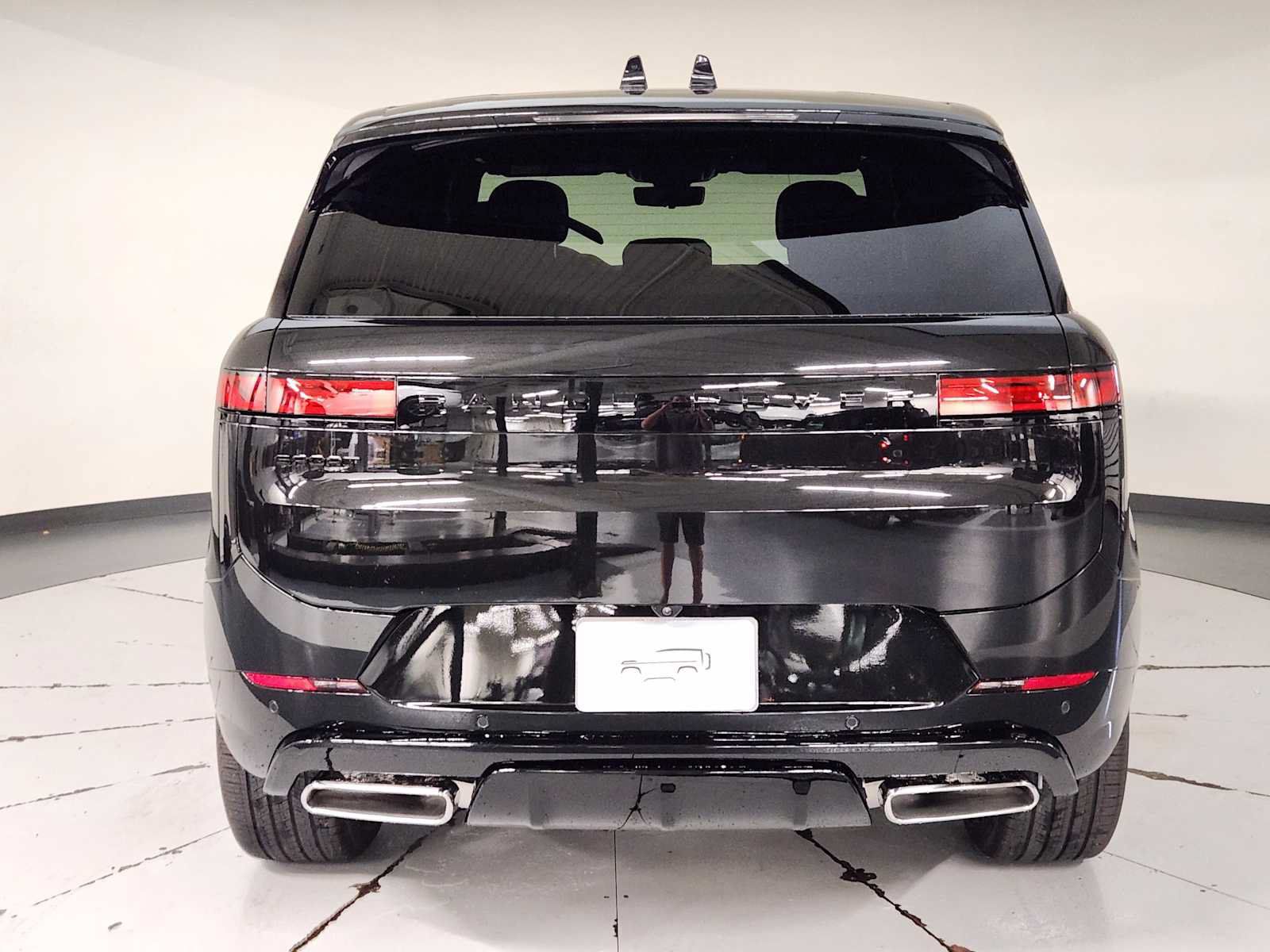 New 2027 Land Rover Range Rover Sport Dynamic SE AWD/4WD image 10