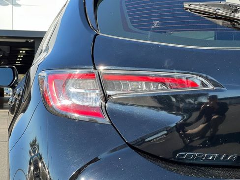 Used 2021 Toyota Corolla SE image 32