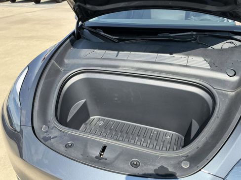Used 2022 Tesla Model Y Performance image 23