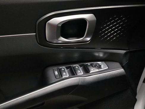 Used 2025 Kia Sorento EX w/ Panoramic Sunroof Package image 24