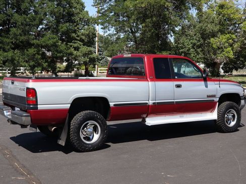 Used 1998 Dodge Ram 2500 Truck Laramie SLT image 4
