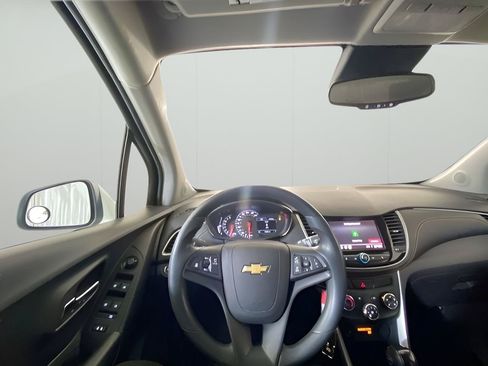 Used 2021 Chevrolet Trax LS w/ Tint and Cruise Package FWD image 38