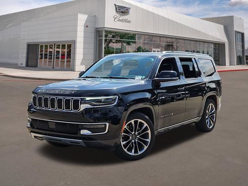 Used 2022 Jeep Wagoneer Series III w/ Premium Group I AWD/4WD image 1