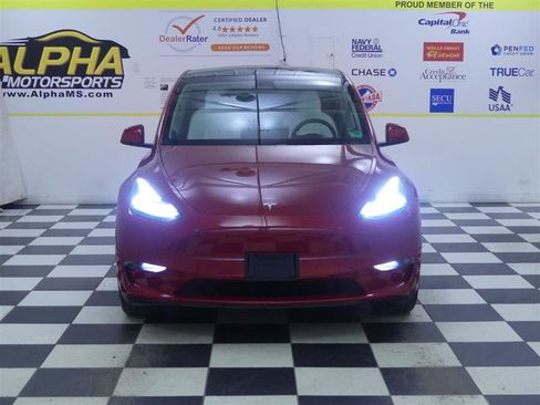 Used 2023 Tesla Model Y Long Range image 4